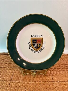 Ralph Lauren Knockhill Green Luncheon Plate with Green & Gold Trim